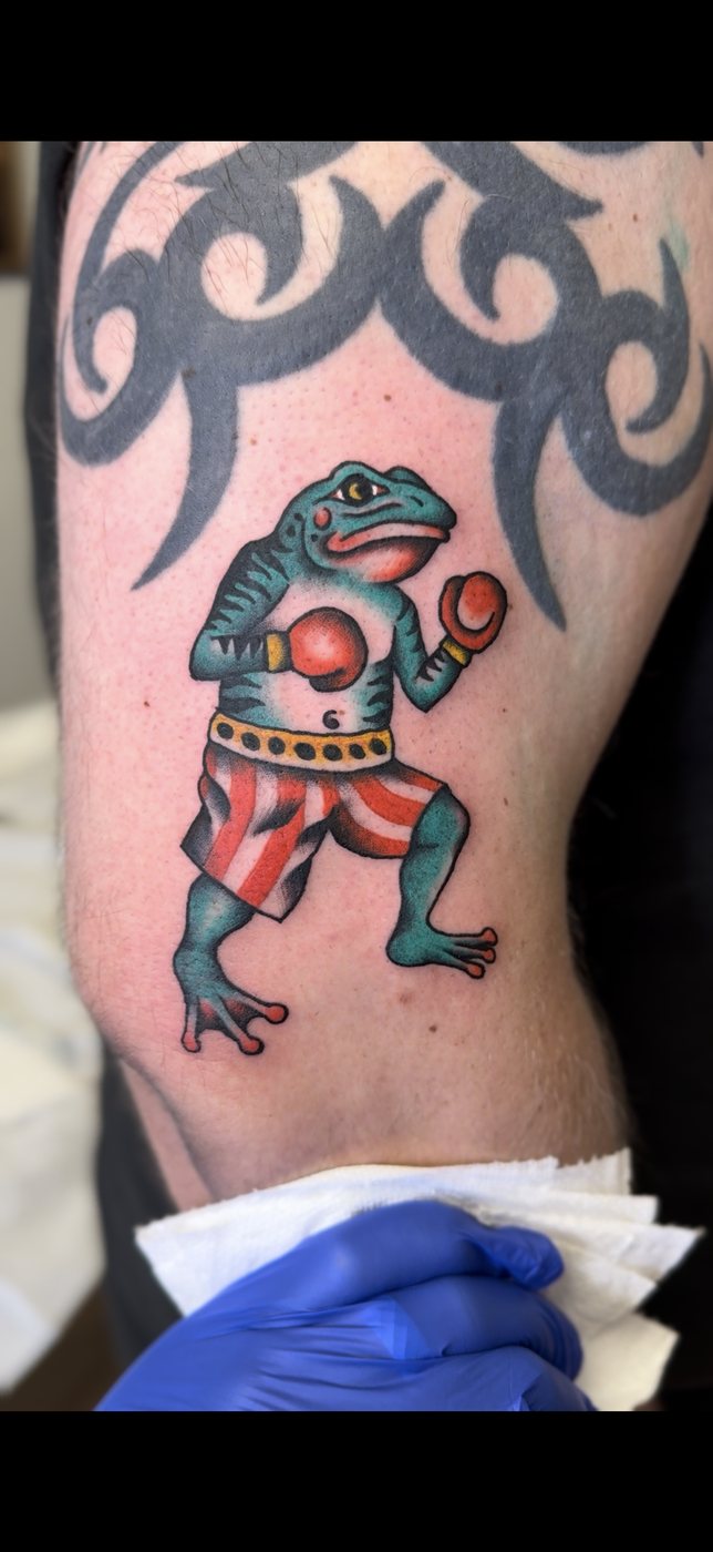 Boxing frog tattoo